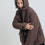 Зимняя куртка темно-коричневая Lokker